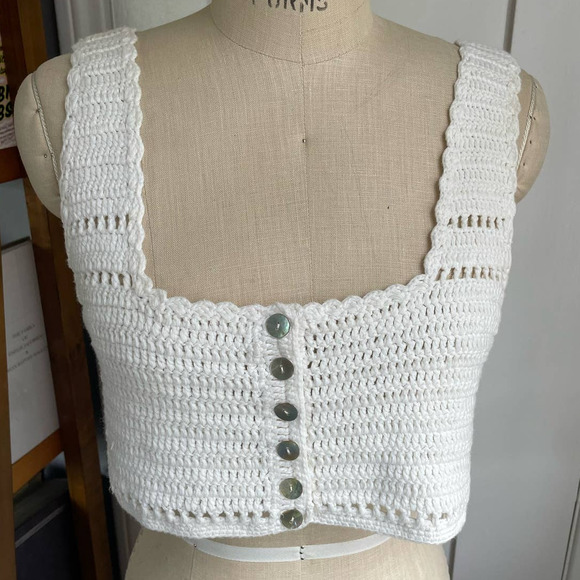 Moda International Tops - Moda Intl White Crop Knit Button Front Tank Top - Large